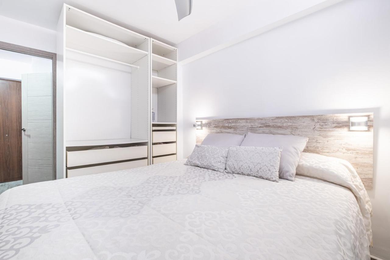 Karola Apartment 12-C Levante Beach Бенидорм Экстерьер фото