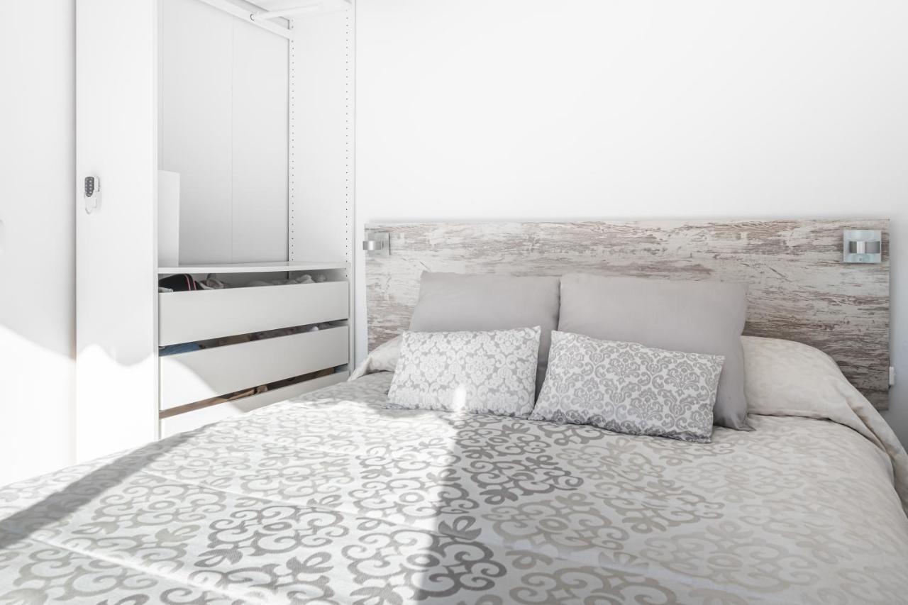 Karola Apartment 12-C Levante Beach Бенидорм Экстерьер фото
