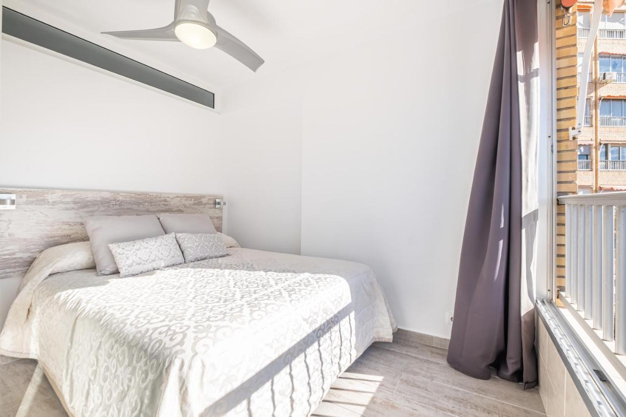 Karola Apartment 12-C Levante Beach Бенидорм Экстерьер фото