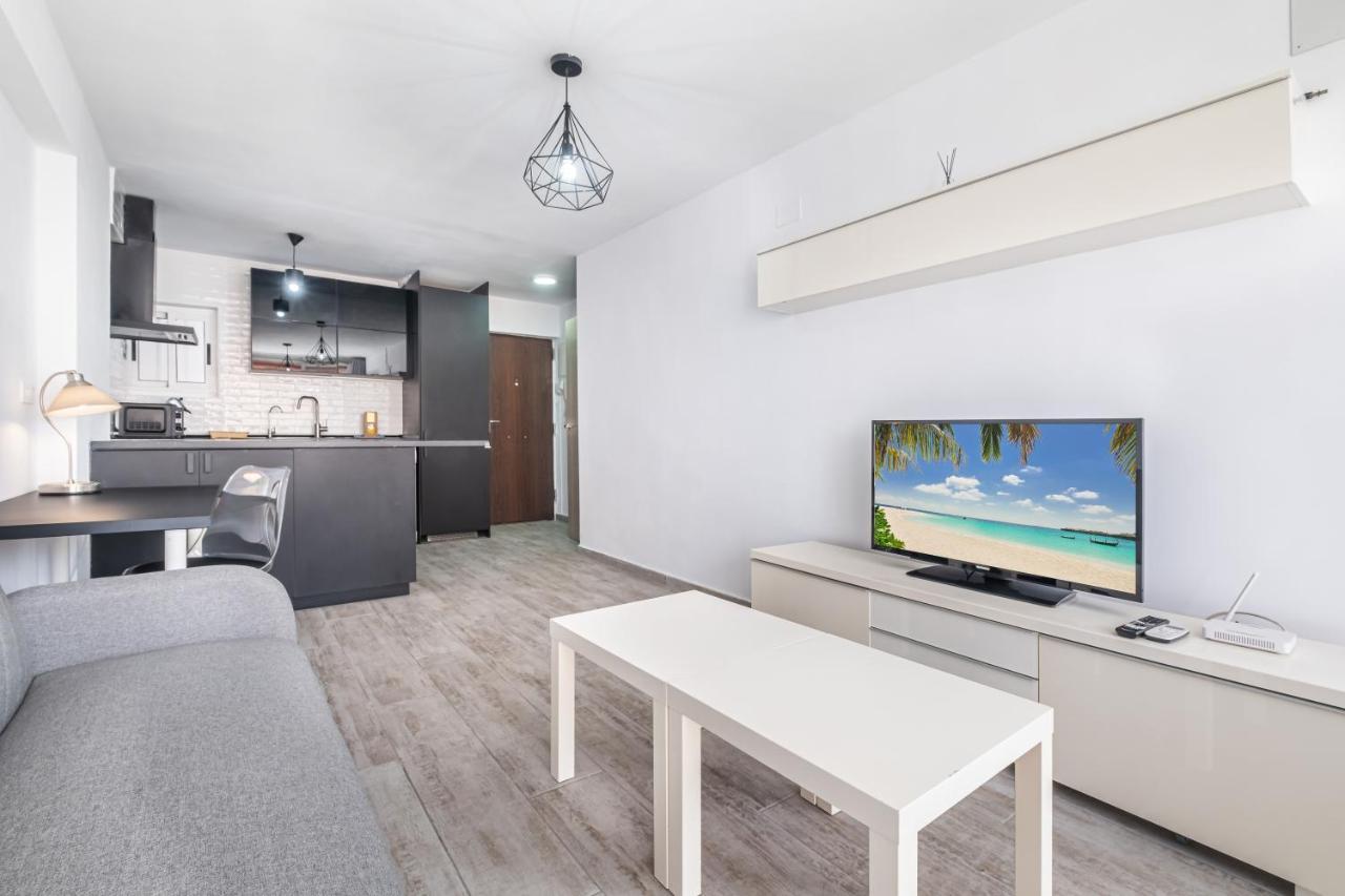 Karola Apartment 12-C Levante Beach Бенидорм Экстерьер фото